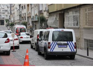 Merdiven boşluğuna düşen kadın öldü