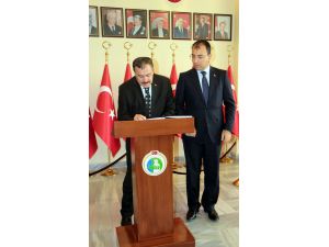 Orman ve Su İşleri Bakanı Eroğlu İzmir'de