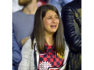 Eskişehirspor-Medipol Başakşehir maçının ardından çıkan olaylar