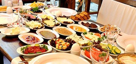 Enderun'dan yaza merhaba kahvaltısı