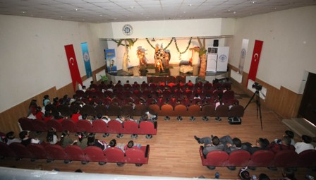 Beyşehir’de tiyatro etkinliği