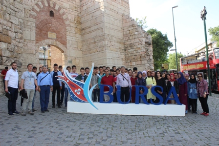 Karapınarlı öğrenciler Çanakkale ve Bursa'yı gezdi