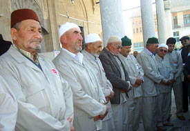 Hacı adayları dualarla uğurlandı