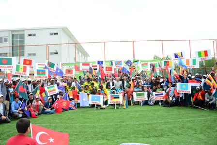 Uluslararası turnuvada dostluk kazandı