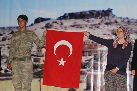 Karapınarda "Kurtuluş Savaşı" sahnelendi