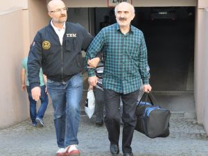 İzmir'deki FETÖ/PDY operasyonu