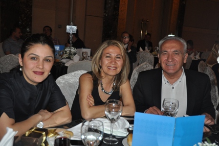 Hilmi Erkin ailesiyle