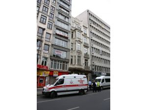 Şişli'de 4 katlı binadan düşen kişinin ölmesi