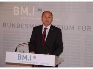 Avusturya'nın yeni Cumhurbaşkanı Van Der Bellen