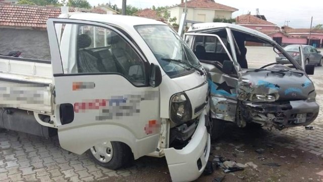 Konya'da Trafik Kazası: 3 Yaralı