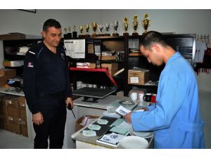 "Özel anlar" mahkumların elinde kalıcı oluyor