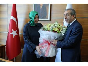 Müezzinoğlu görevi Özdağ'dan devraldı