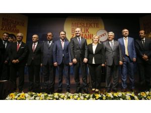 Meslekte Birlik Grubu Yönetime Yürüyüş Gecesi