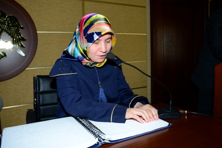 Braille alfabesiyle üç ayda Kur'an öğrendiler