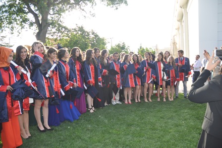 Sınav’da mezuniyet coşkusu