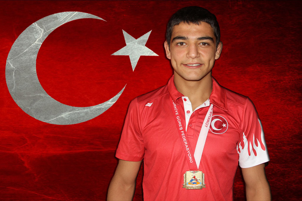 Konyalı güreşçi Avrupa vizesi aldı