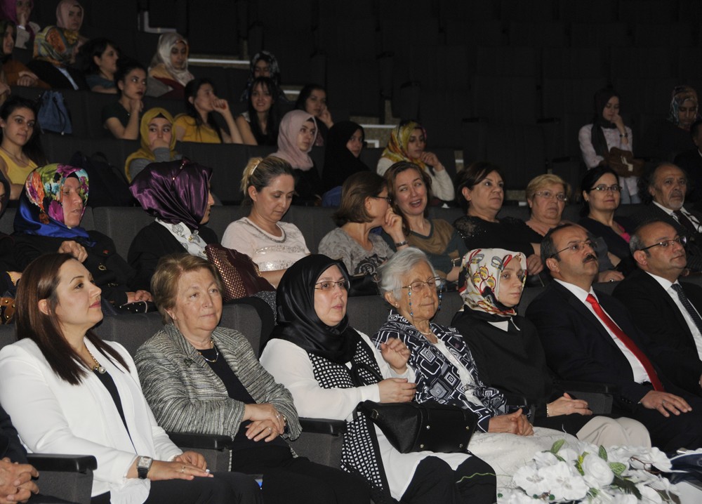 SÜ’de ‘Kadının Ekonomideki Yeri Ve Statüsü’ Konuşuldu