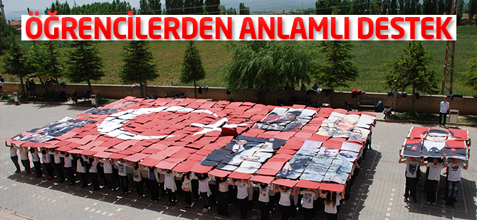 Öğrencilerden güvenlik güçlerine destek