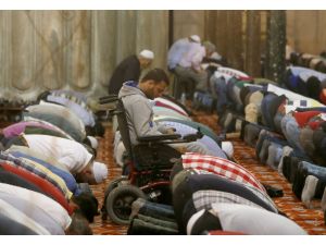 İstanbul'da ilk teravih namazı kılındı