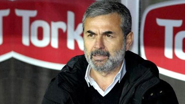 Aykut Kocaman, Eski Fenerbahçeliyi Kaptı