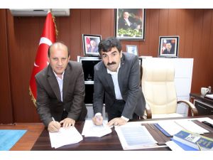 Şarkışla Belediyesi'nde toplu iş sözleşmesi imzaladı
