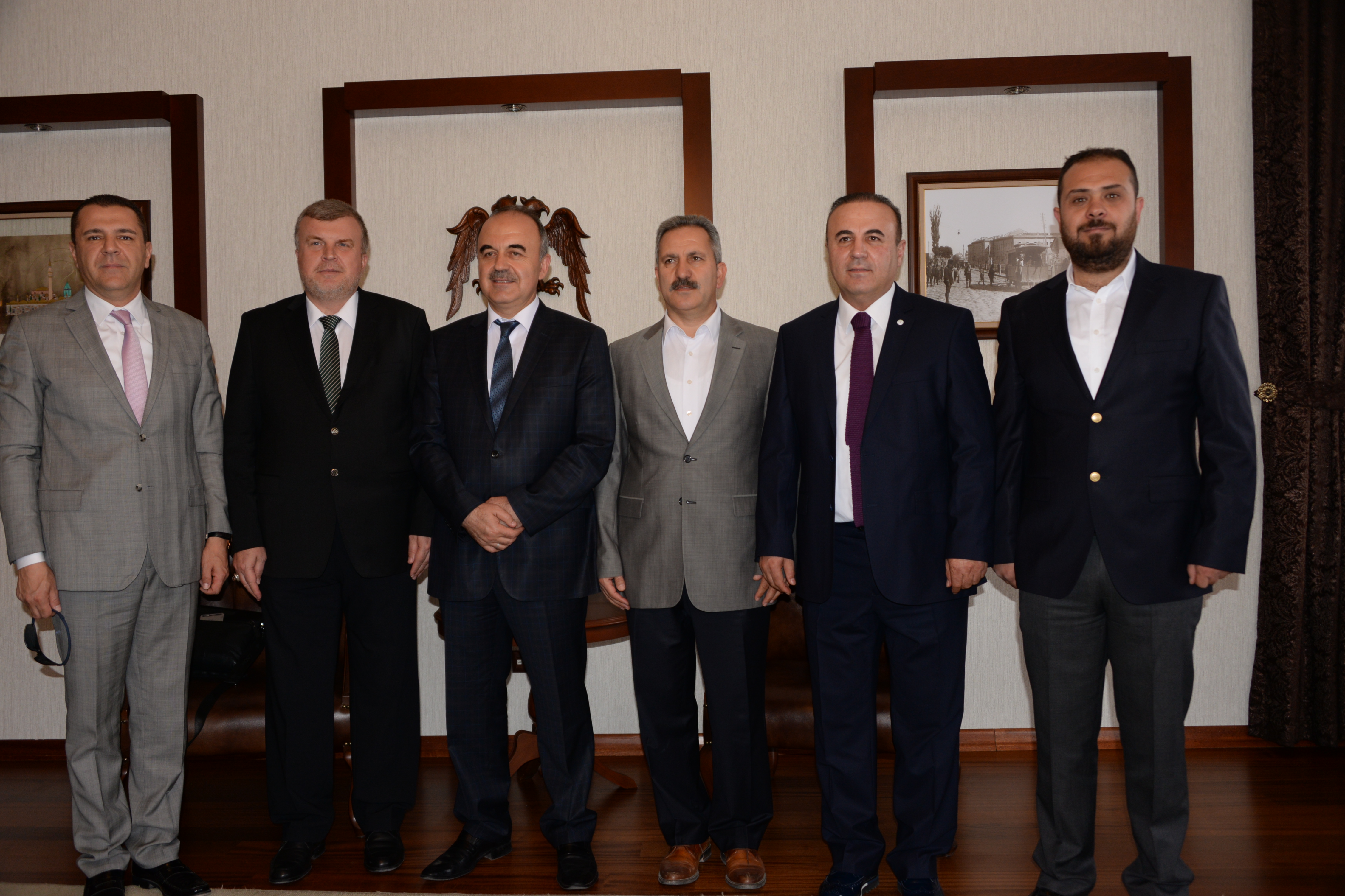 Yönetimden Vali'ye veda ziyareti