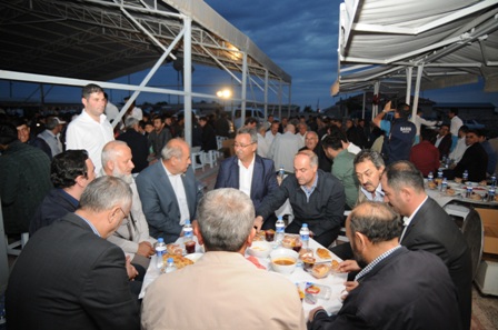 Karatay’da mahalle iftarları başladı