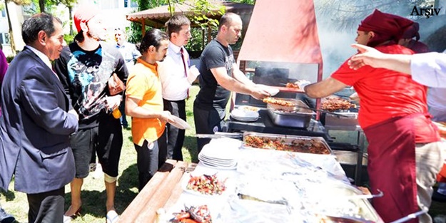 Galatasaray, Ramazan ayında barbekü partisi düzenledi