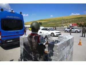 Jandarmadan başkentte "sıkı" denetim