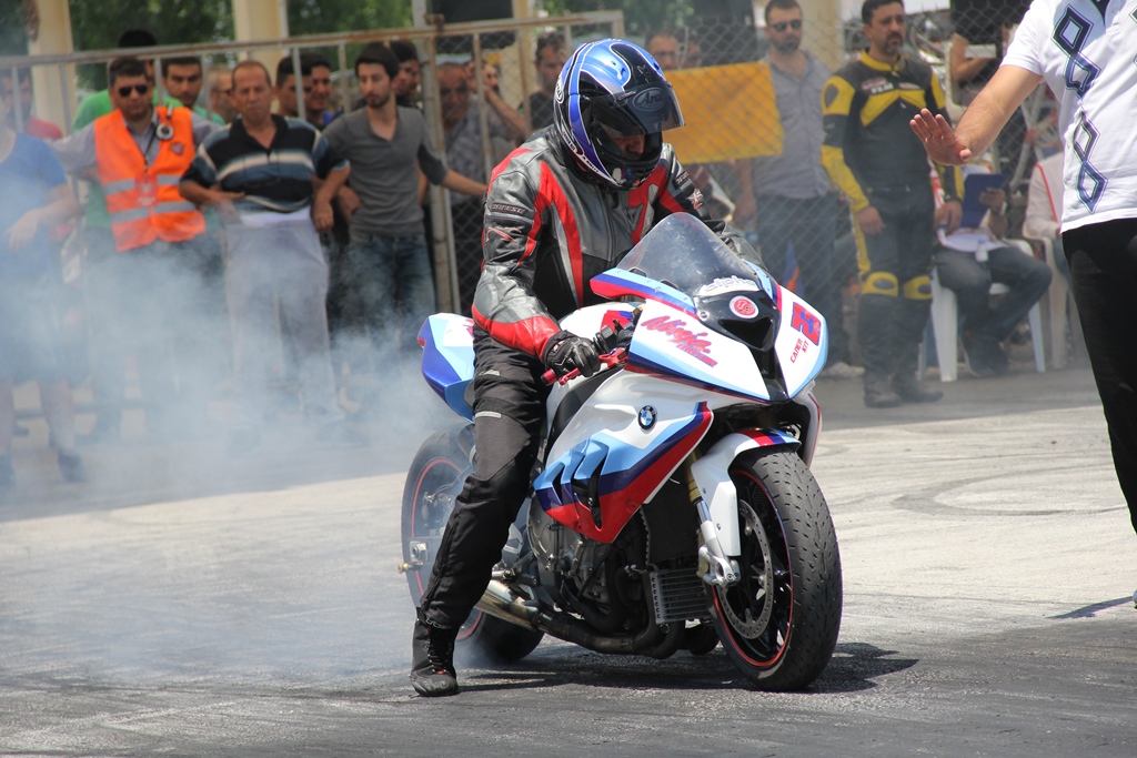 Moto Drag’da 3.ayak yarışları yapıldı