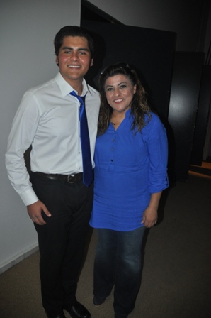 Hatice sedef yeğeni ile birlikte