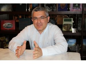 "Parkinson erkeklerde daha sık görülüyor"