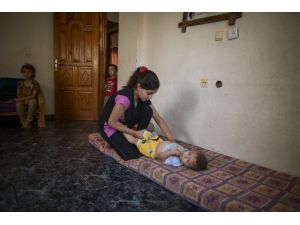 Gazze'de 12 yaşındaki "küçük anne"