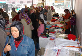 Ereğli'de öğrenciler için kermes