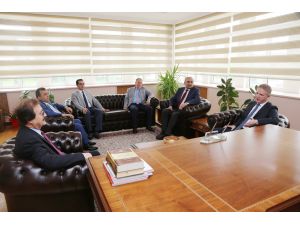 Vali Gül, Rektör Kocacık'ı ziyaret etti