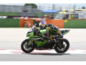 Sofuoğlu'ndan sezonun 4. zaferi