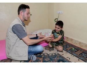 "Suriye'deki savaş 600 bin çocuğu babasız bıraktı"