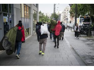 Paris'te sığınmacıların yaşam mücadelesi