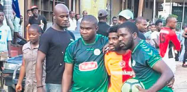 Kibong, özür diledi