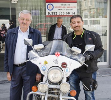 Engelliler için Türkiye'yi dolaşıyor