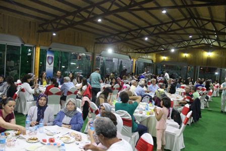 Ticaret Lisesi Mezunları İftarda