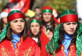 Aleviler 'ayrımcılığa karşı' toplandı