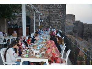 Terör mağduru 350 kadın iftarda buluştu