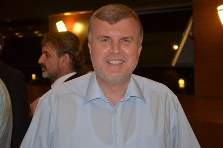 Kocaman’ı bırakmak istemiyor