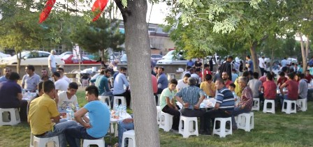 Sanayi gençliği iftarda buluştu
