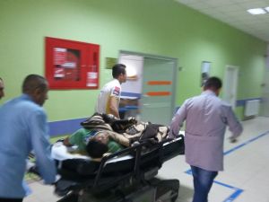 Otomobille motorsiklet çarpıştı: 1 yaralı