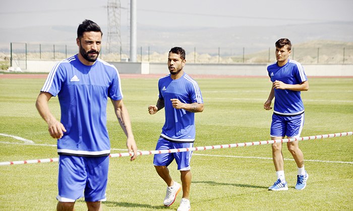 İshak'tan duygusal veda