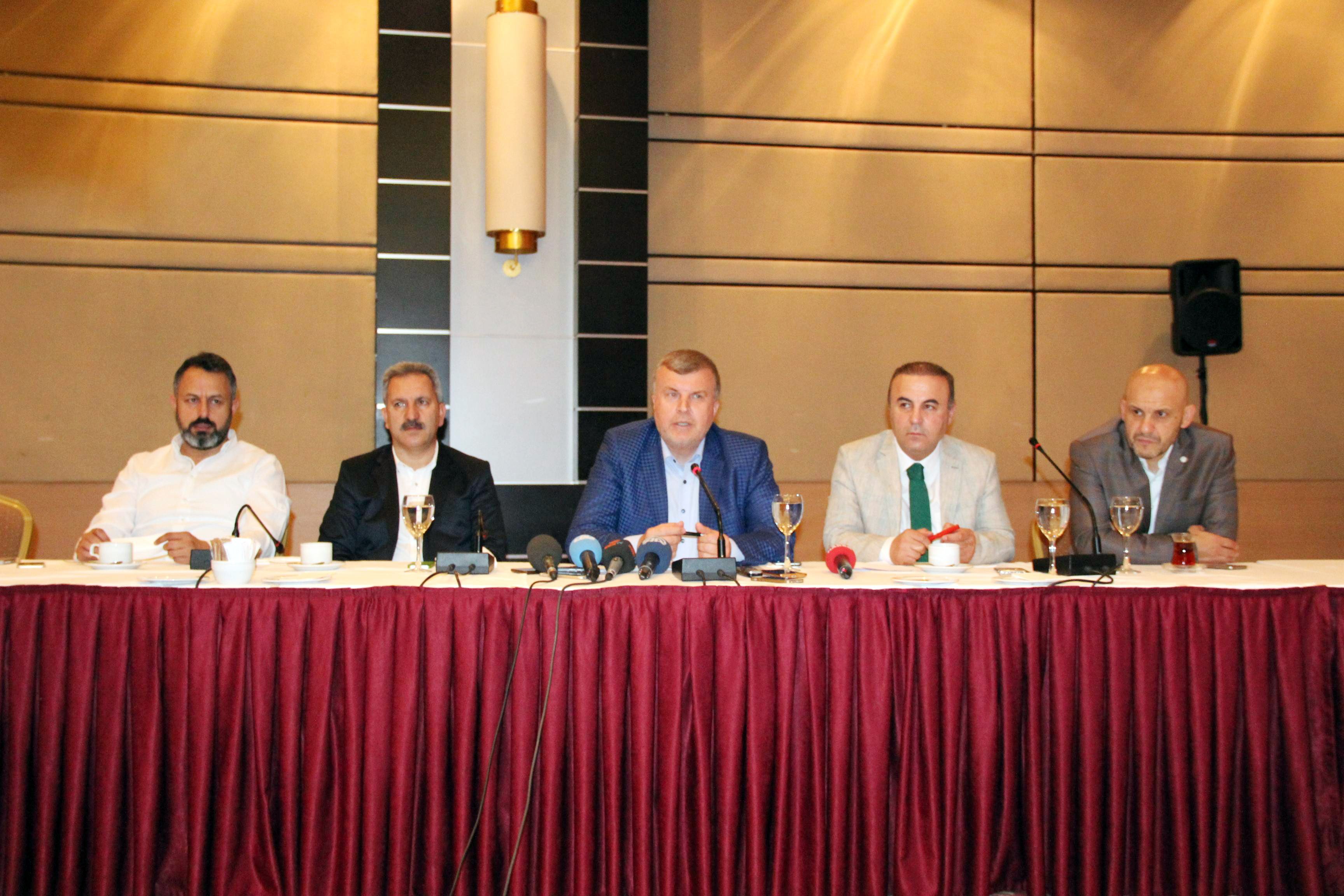 Konyaspor'da sessiz bekleyiş