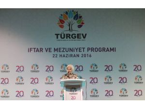 TÜRGEV iftar ve mezuniyet programı