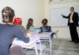 Emekli astsubaydan eğitime destek